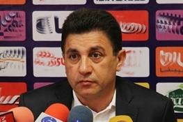 قلعه‌نویی: در استقلال بعضی بازیکنان کم کاری می‌کردند / تازه به حرف ۱۰سال پیش من رسیدند