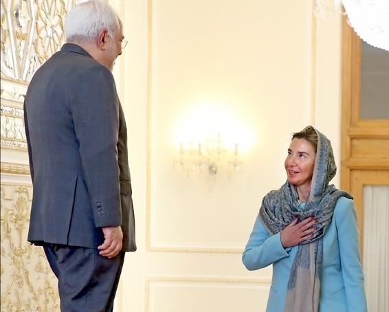 ترامپ را دیگر فراموش کنید؛ حالا اروپا باید ایران را بچسبد تا از برجام خارج نشود