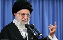 مجتهد بزرگی مثل شیخ فضل‌اللَّه نوری را به جرم این‌که با جریان انگلیسی و غربگرای مشروطیت همراهی نکرد، ضد مشروطه قلمداد کردند